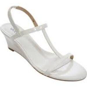 VANELi  Mohan T-Strap Wedge Sandal, White Leather Women Size 10. NIB